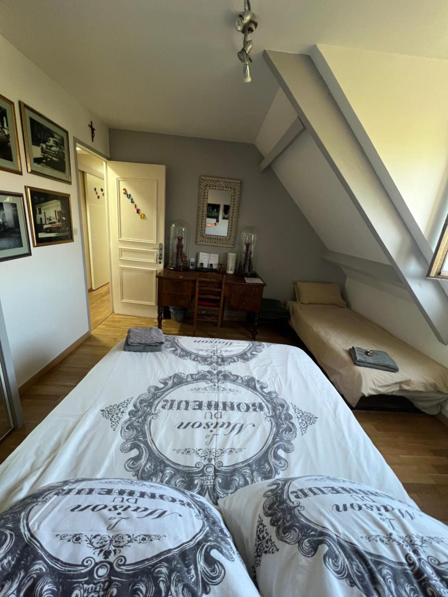 La Maison Du Bonheur Saintry-sur-Seine Ngoại thất bức ảnh