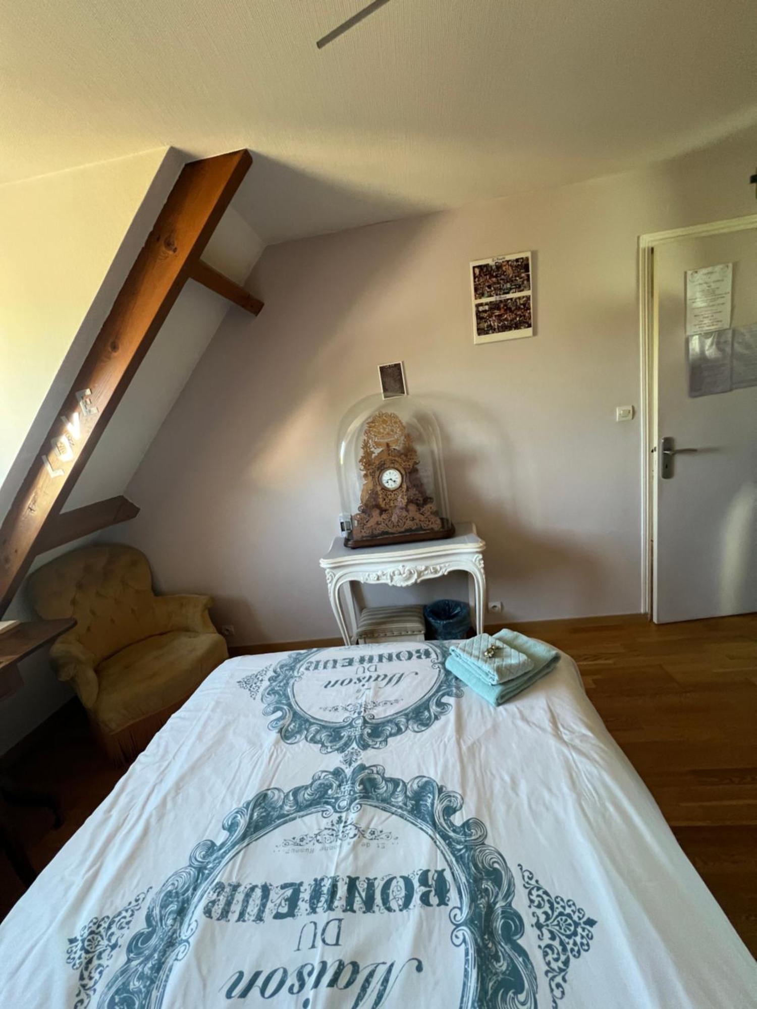 La Maison Du Bonheur Saintry-sur-Seine Ngoại thất bức ảnh