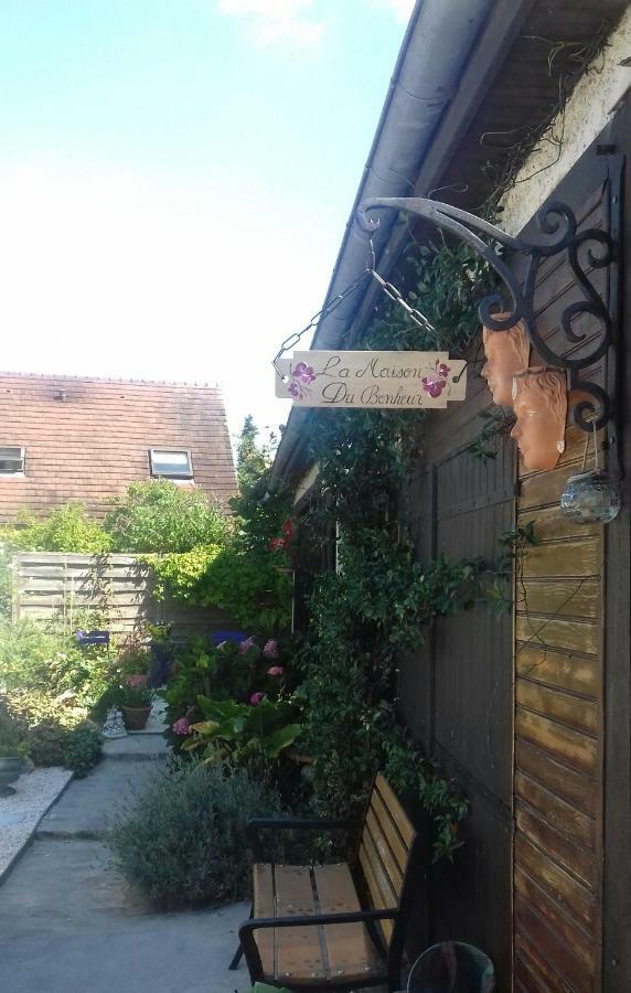 La Maison Du Bonheur Saintry-sur-Seine Ngoại thất bức ảnh